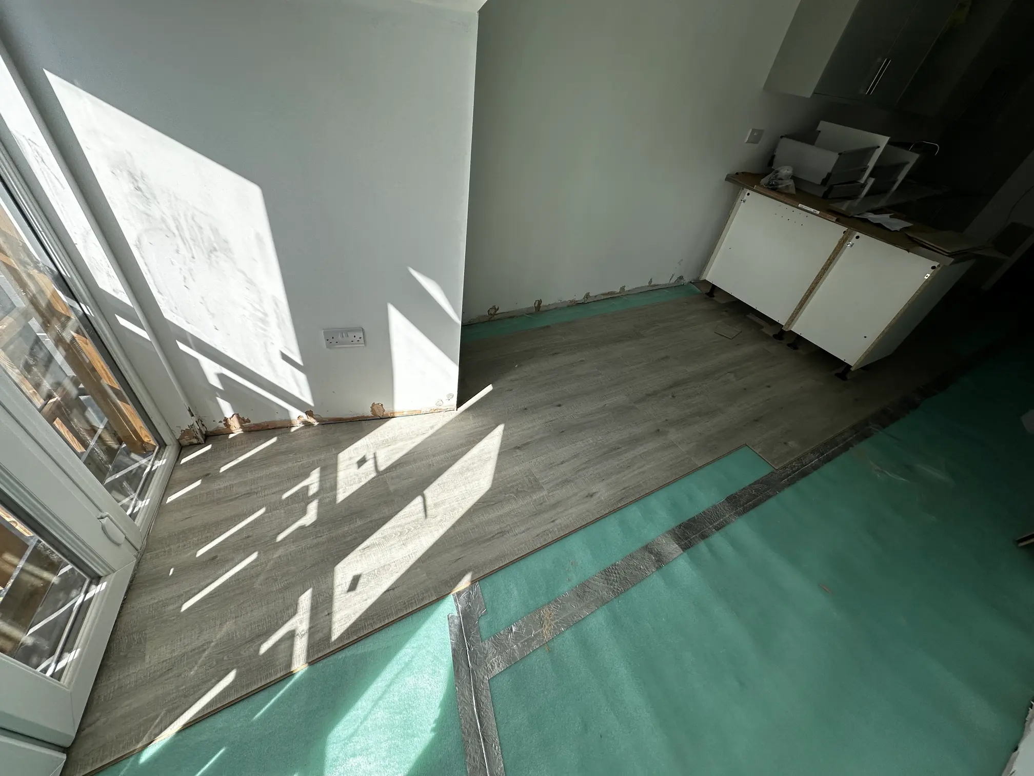 Floor preparation for laminate fitting Oxfordshire